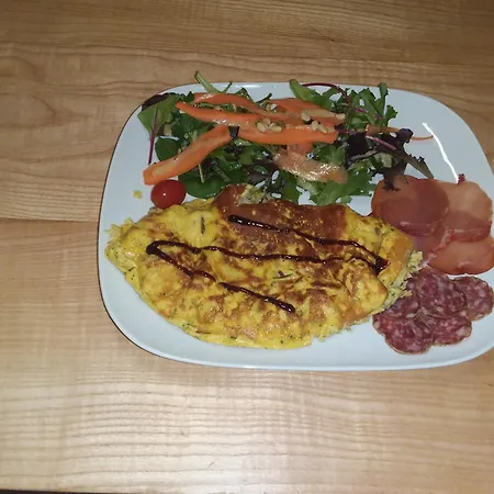 ベッド・アンド・ブレックファスト Goitik Ikusita エノア